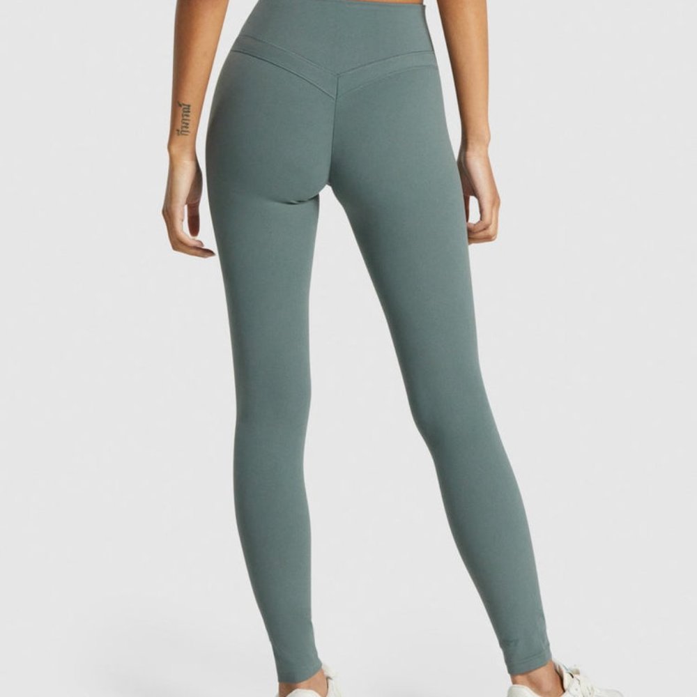 GYMSHARK Whitney High Rise Leggings Eucalyptus Small B14